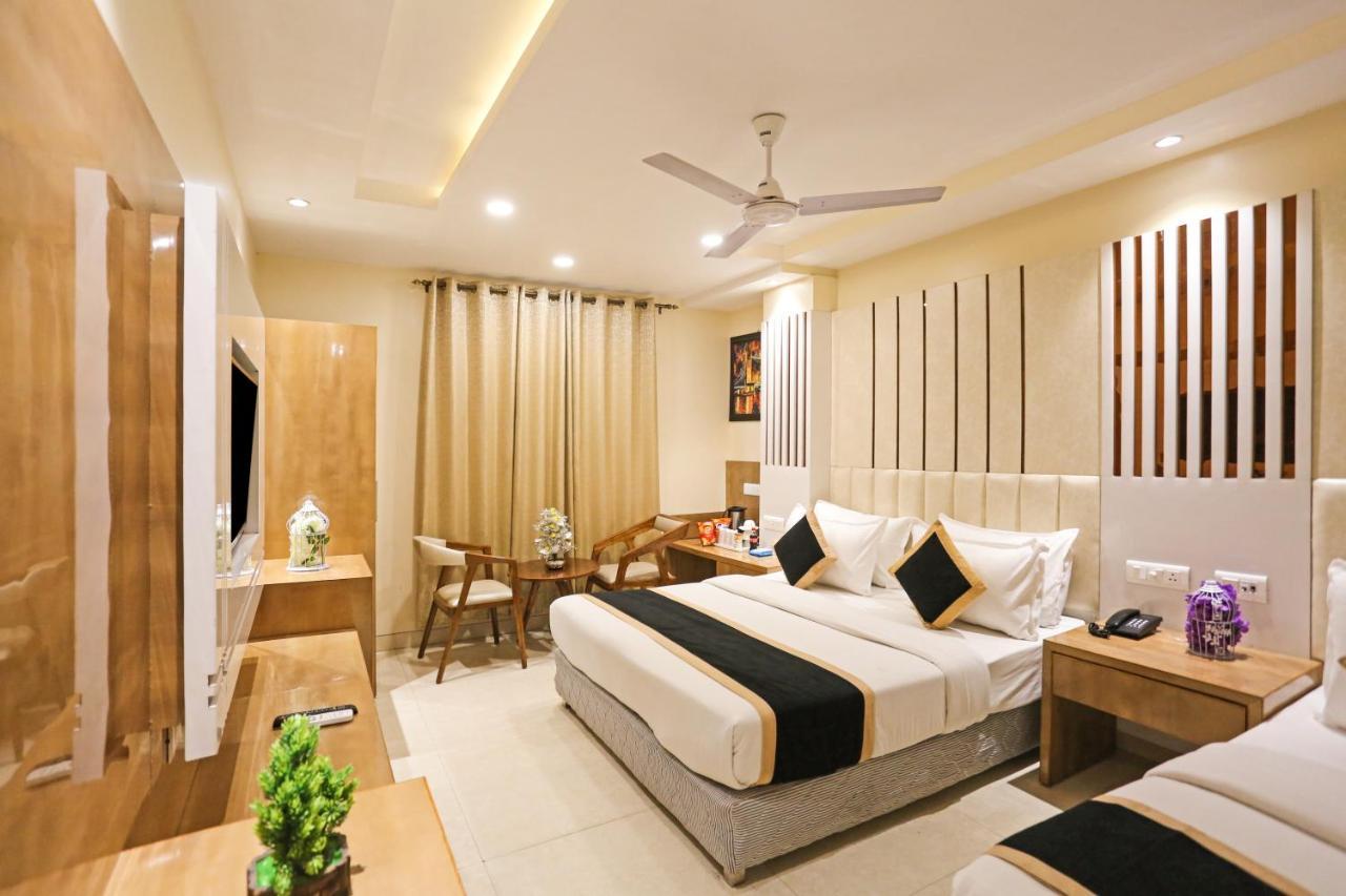 Hotel Worth Newly Bulit - New Delhi Eksteriør billede