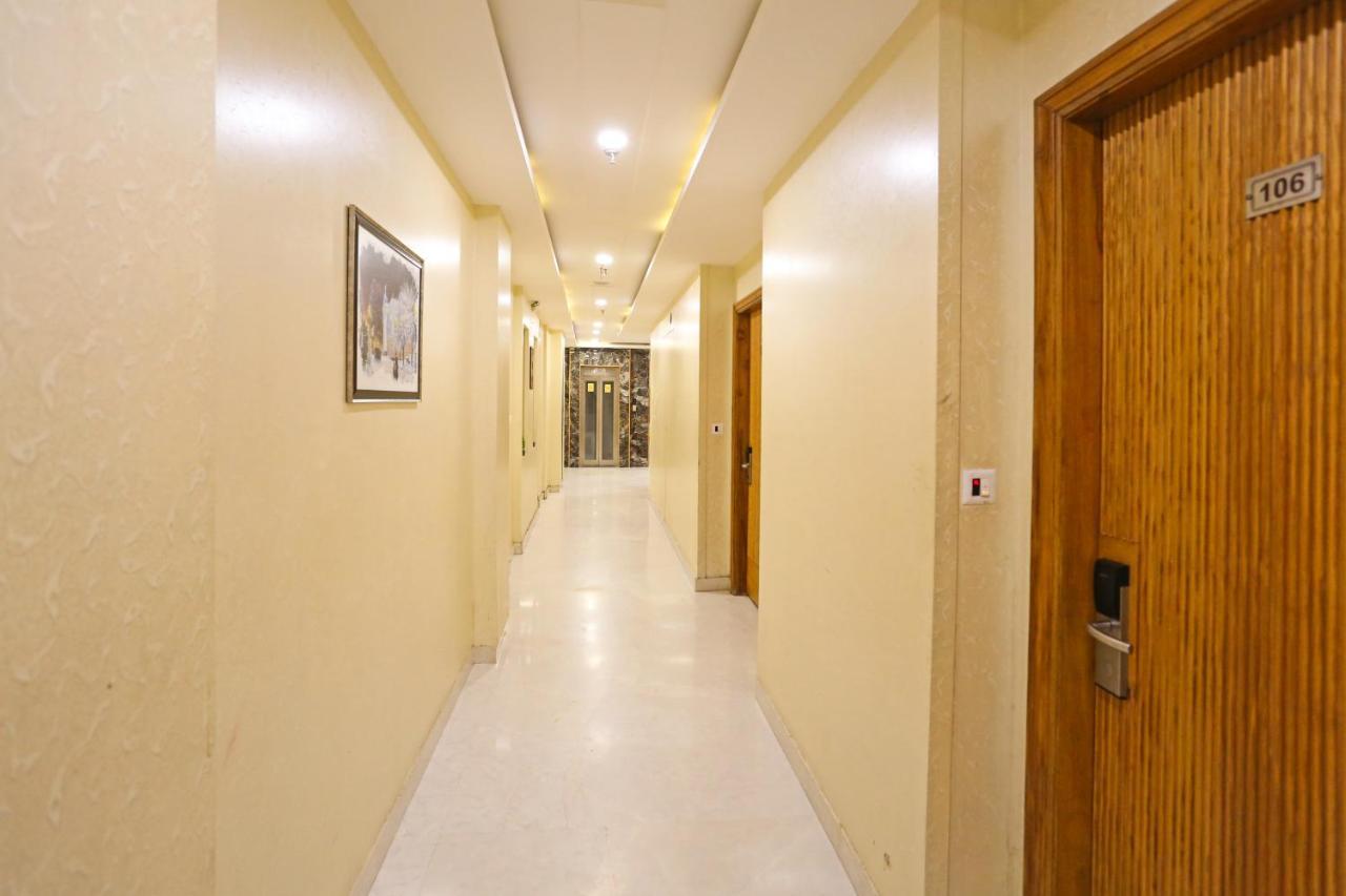 Hotel Worth Newly Bulit - New Delhi Eksteriør billede