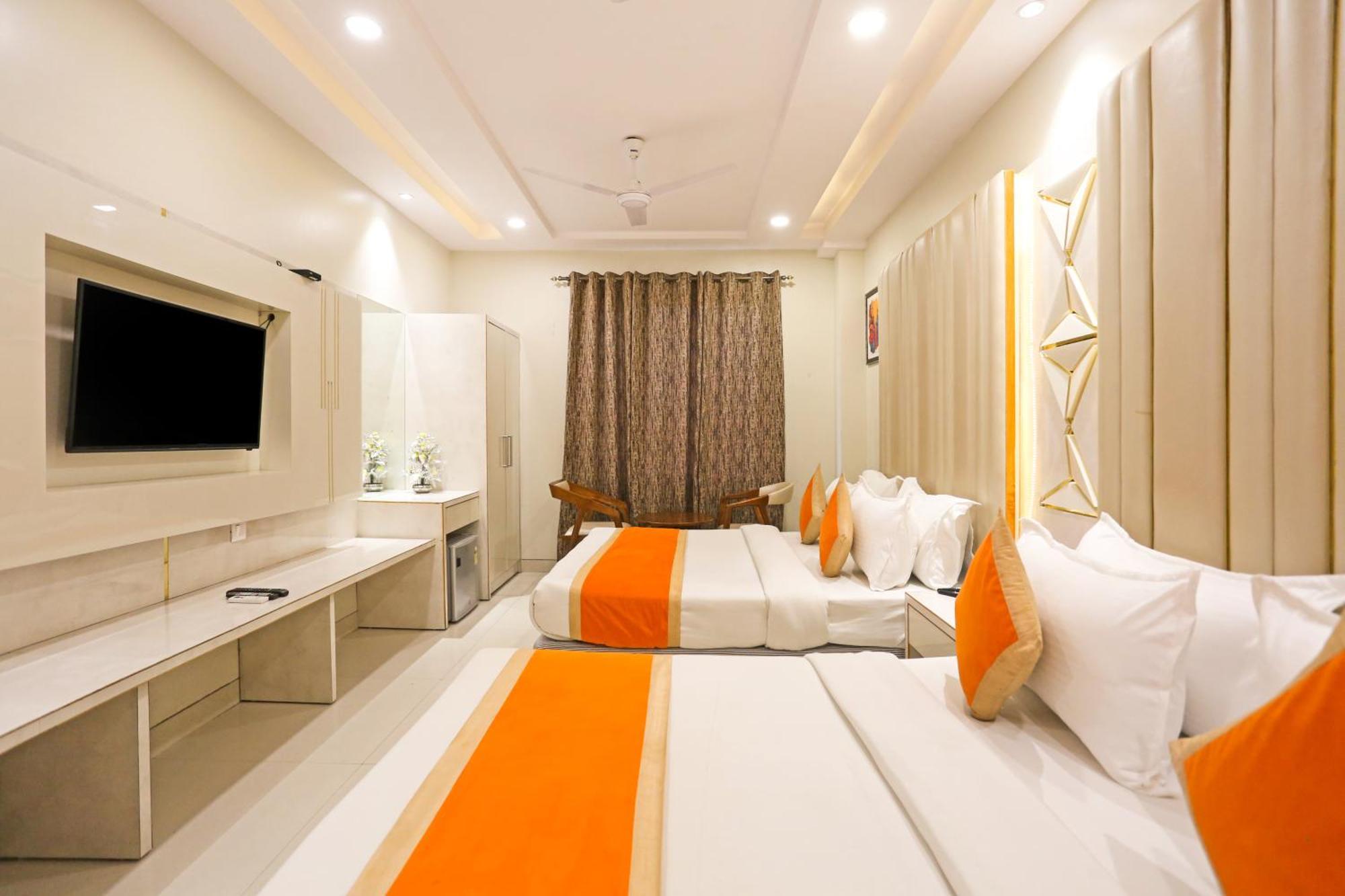 Hotel Worth Newly Bulit - New Delhi Eksteriør billede